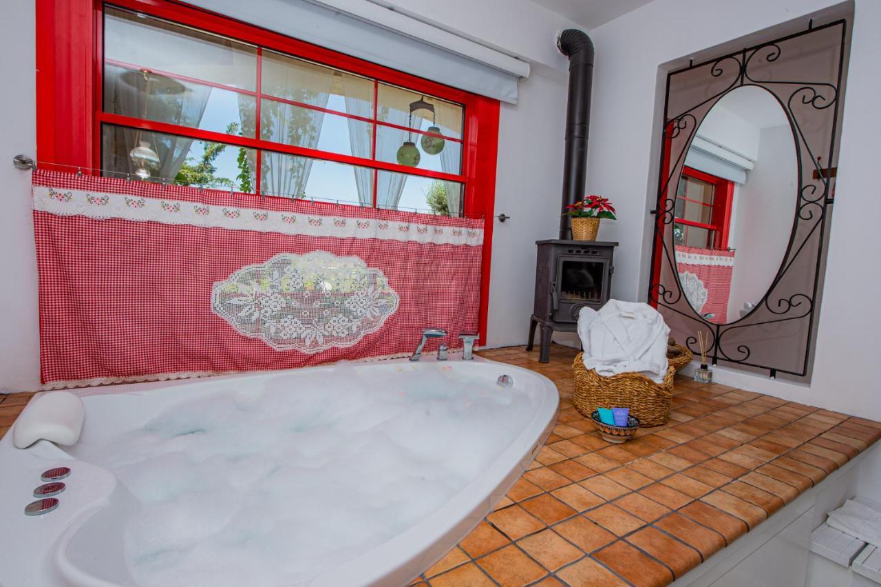 Villa Taraca Alacati Romantik Otel (Adults Only) Εξωτερικό φωτογραφία